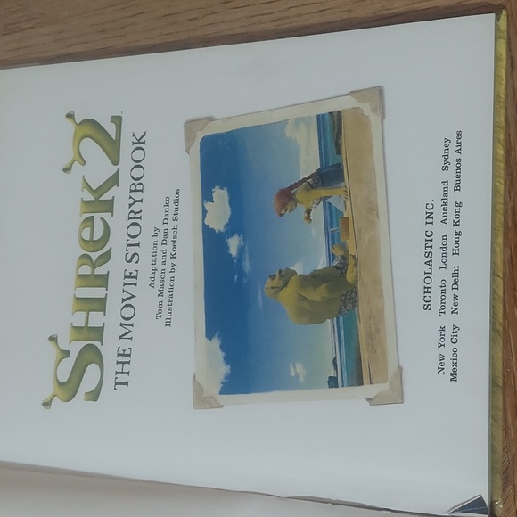 Shrek 2 The Movie Storybook - Picture 6 of 16